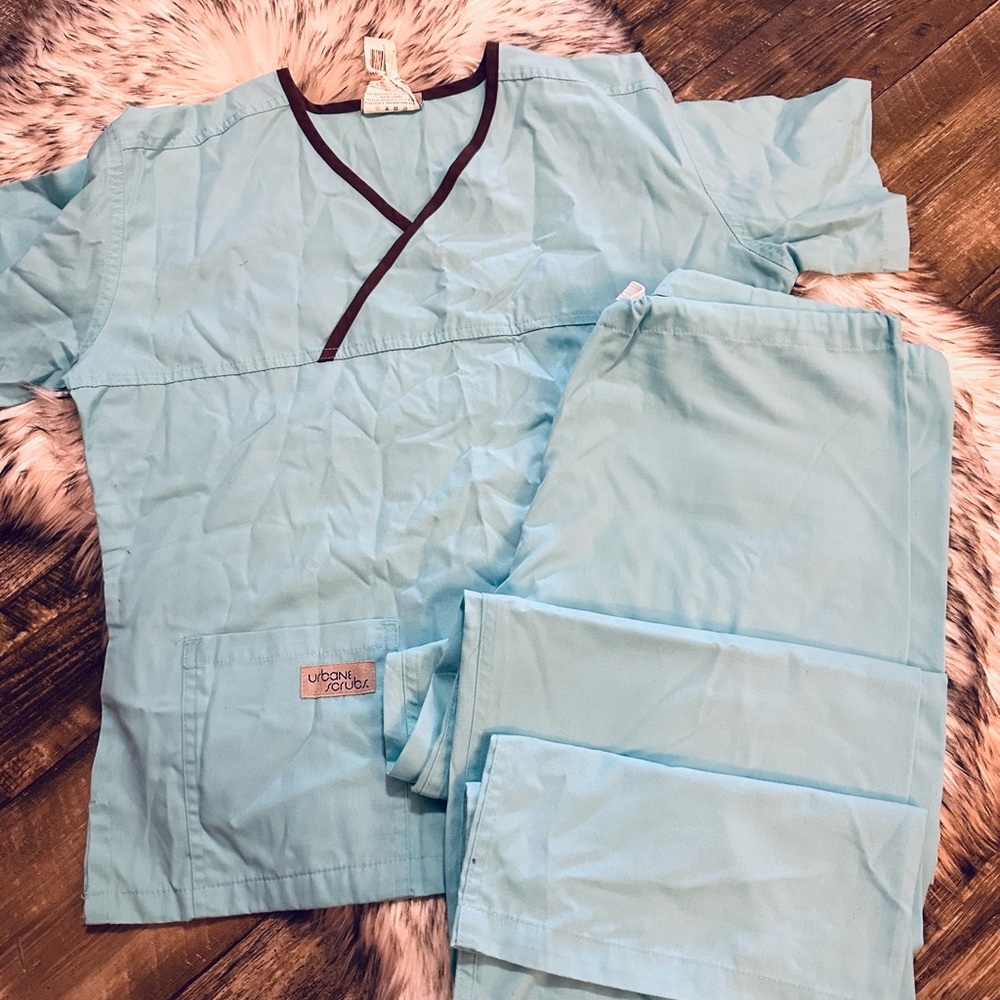 Urbane Scrub Set